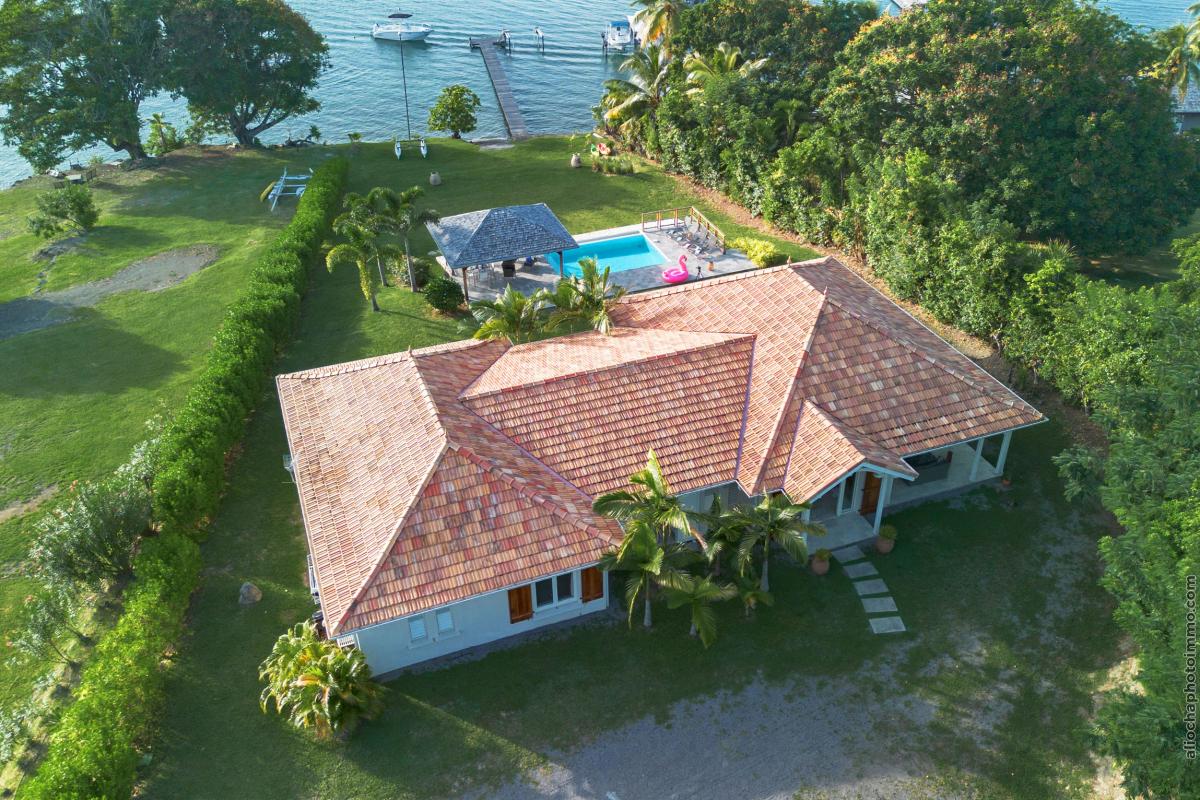 Location villa Martinique - Vue drone avec ponton
